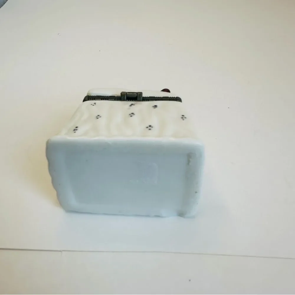 Violin Sheet‎ Music Trinket Box